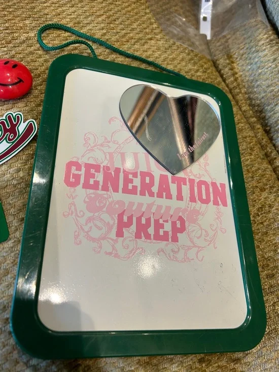 Juicy Couture Vintage Magnetic Message Whiteboard with Cute Magnets for Locker - Picture 5 of 8